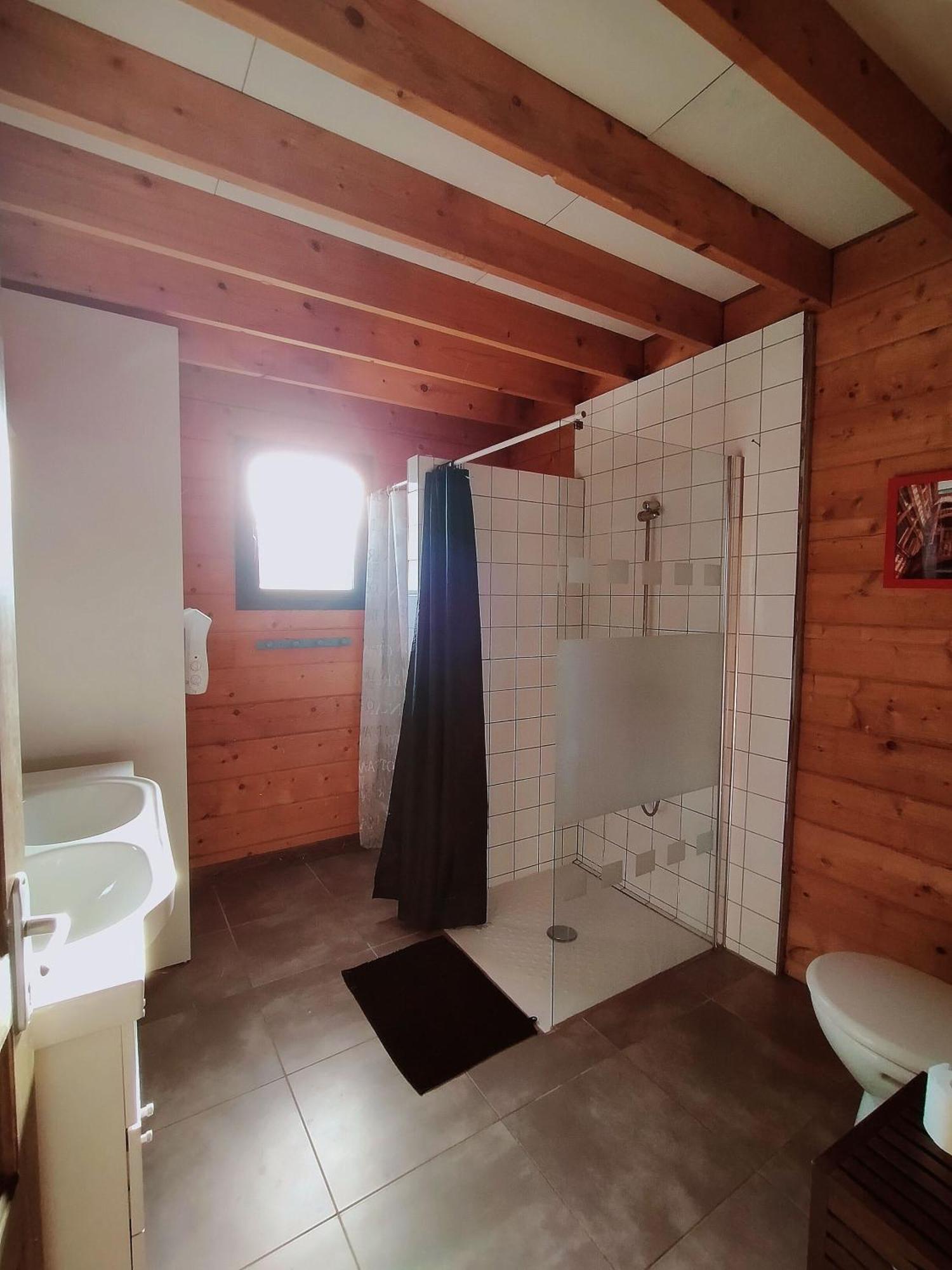 Les Chalets Aux Gites D'Orient Géraudot Exteriör bild