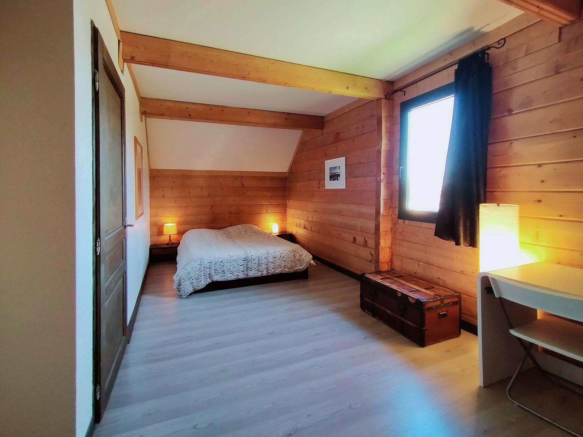 Les Chalets Aux Gites D'Orient Géraudot Exteriör bild